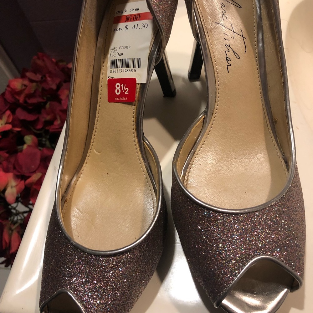 NWT glitter and silver mirror heels